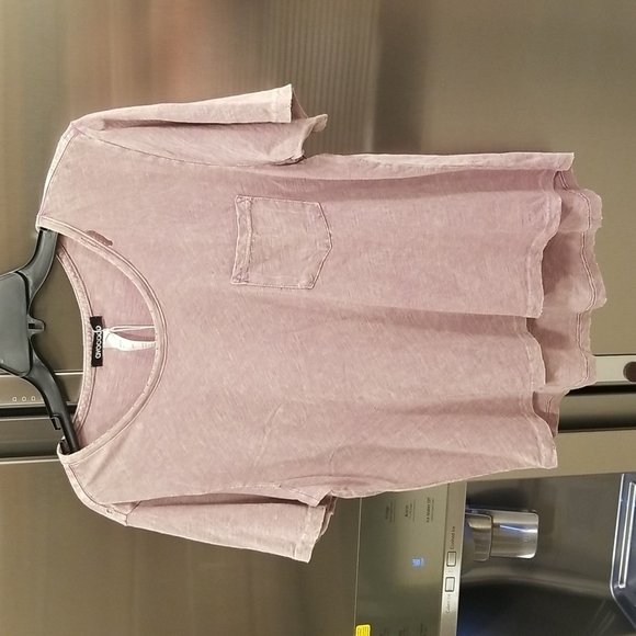 💕AVOCADO💕 Crew Neck Short Sleeve Pocket T-shirt ~ Pink Acid Wash One Size - Picture 1 of 9